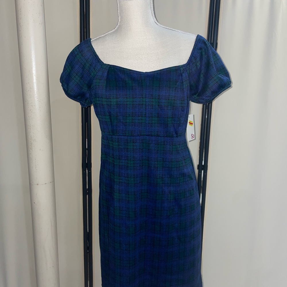 Checkered puff sleeve dress